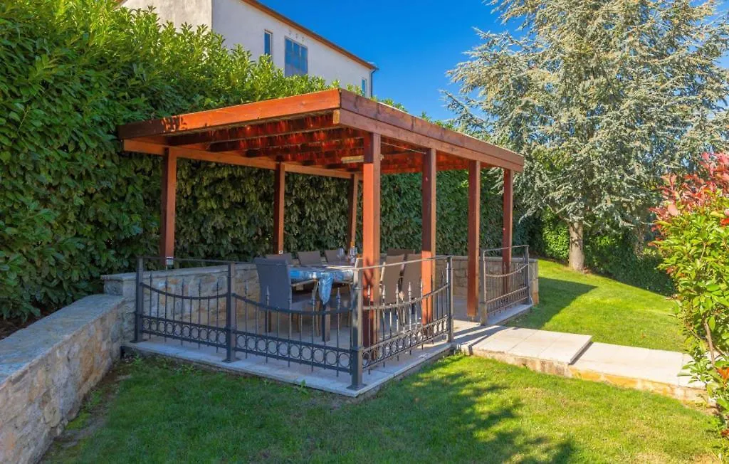 Beautiful Villa Parenzana With Pool In Vizinada 0*,  Croatia